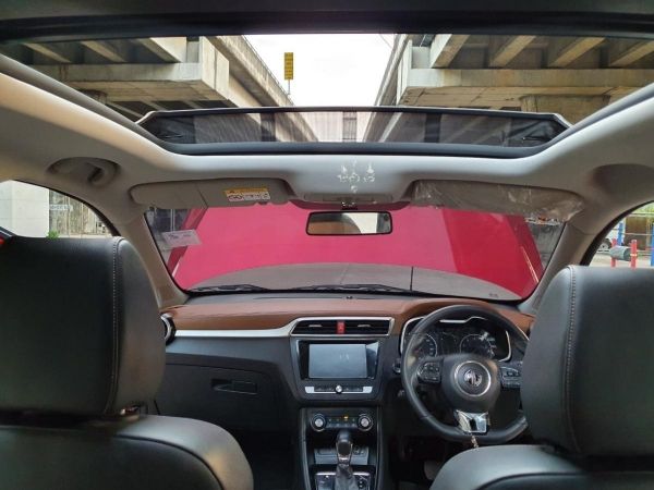 MG ZS 1.5 X Sunroof AT ปี2018 รูปที่ 3